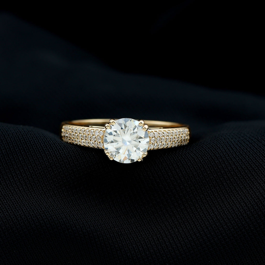 Lab Grown Diamond Engagement Ring With Double Prongs