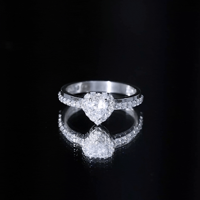 Heart Shape Lab Grown Diamond Engagement Ring with Halo